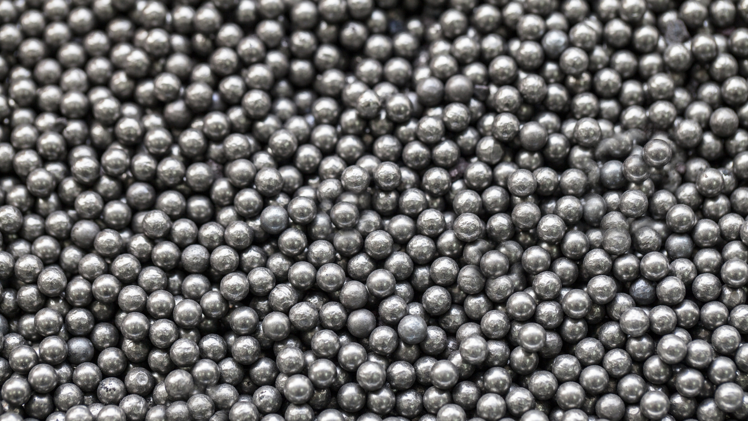 Обои металл, сталь, иллюстрация, монохромный, черный и белый в разрешении 2560x1440