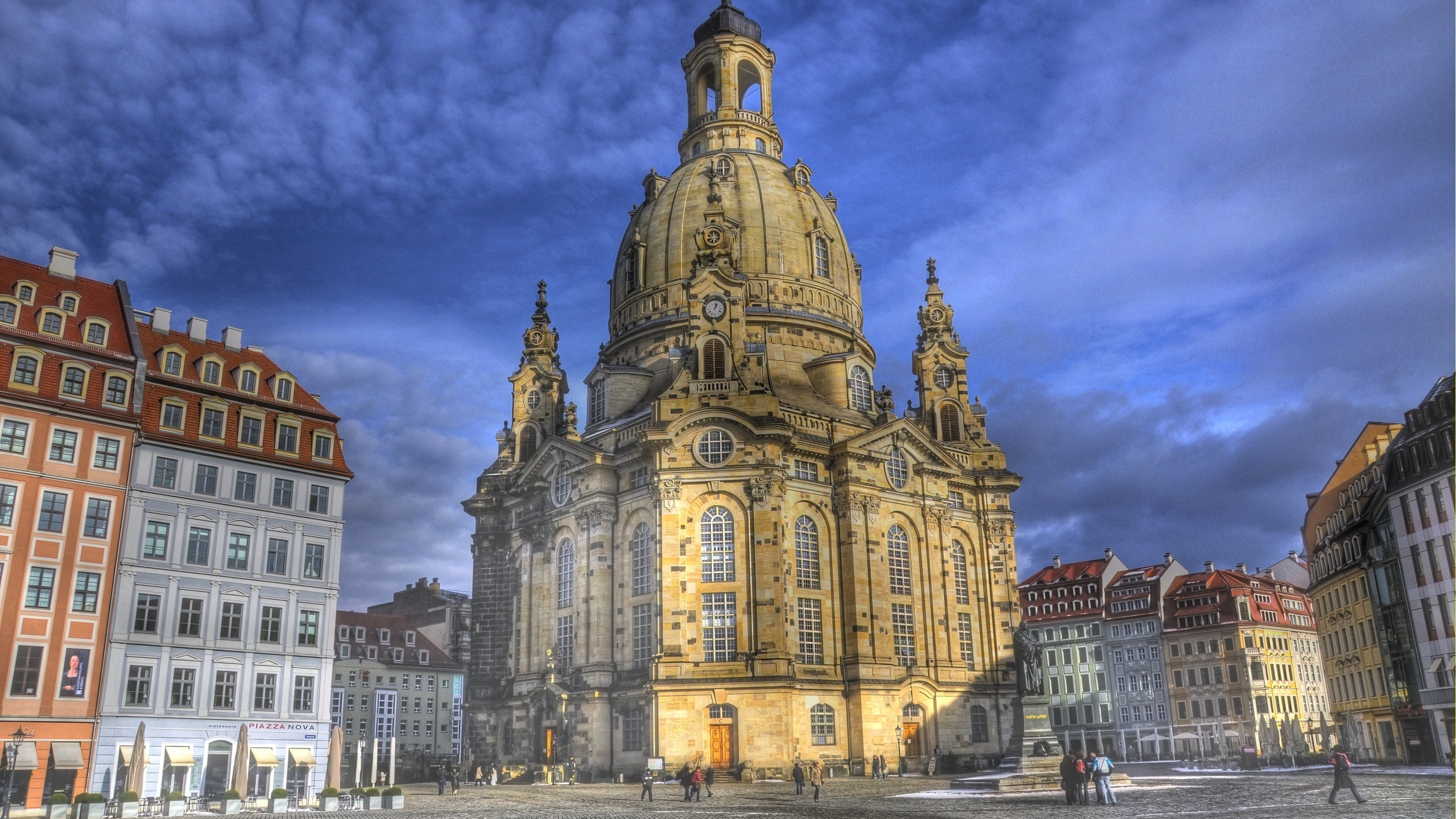 Обои церковь нашей леди, ориентир, архитектура, здание, город в разрешении 2560x1440