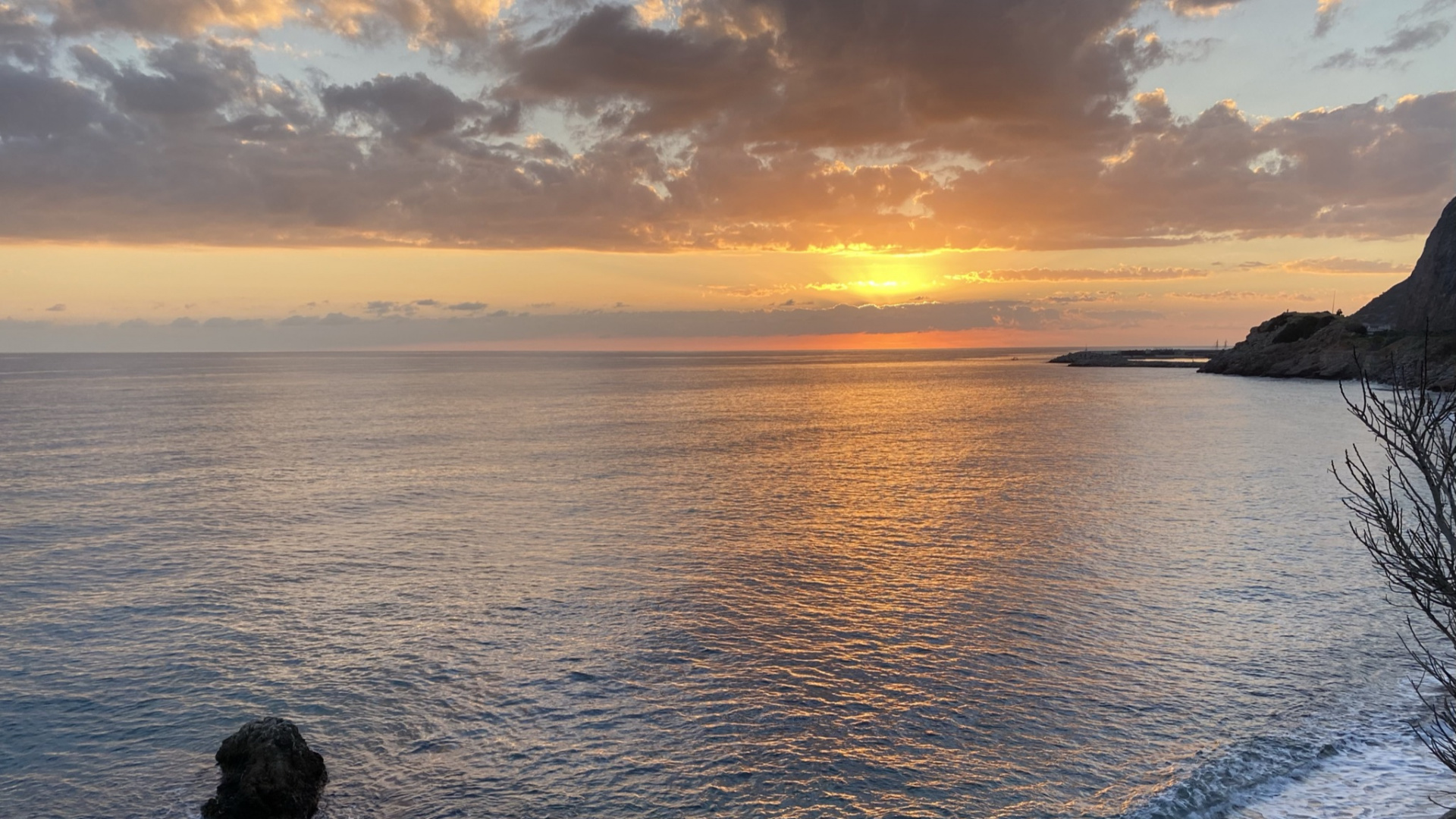 Обои море, вода, облако, атмосфера, гидроресурсы в разрешении 1920x1080