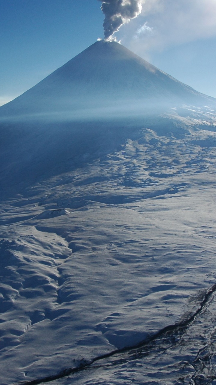 Обои стратовулкан, нагорье, горный хребет, пейзажи гор, горный рельеф в разрешении 720x1280