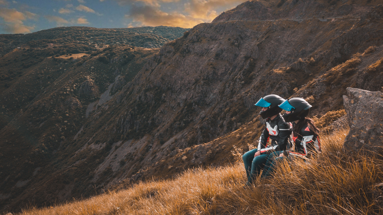 Обои велосипед, горный рельеф, гора, дикая местность, облако в разрешении 1280x720