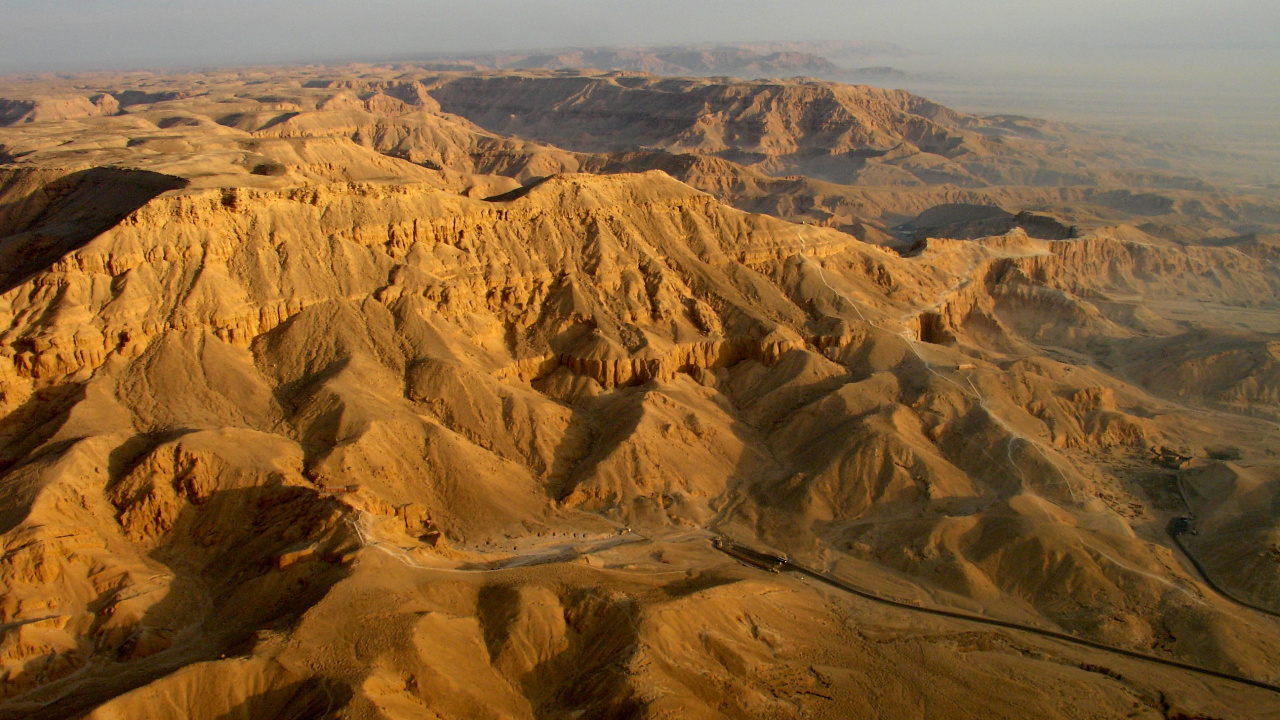 Обои Луксор, фараон, горный рельеф, бесплодные земли, геология в разрешении 1280x720