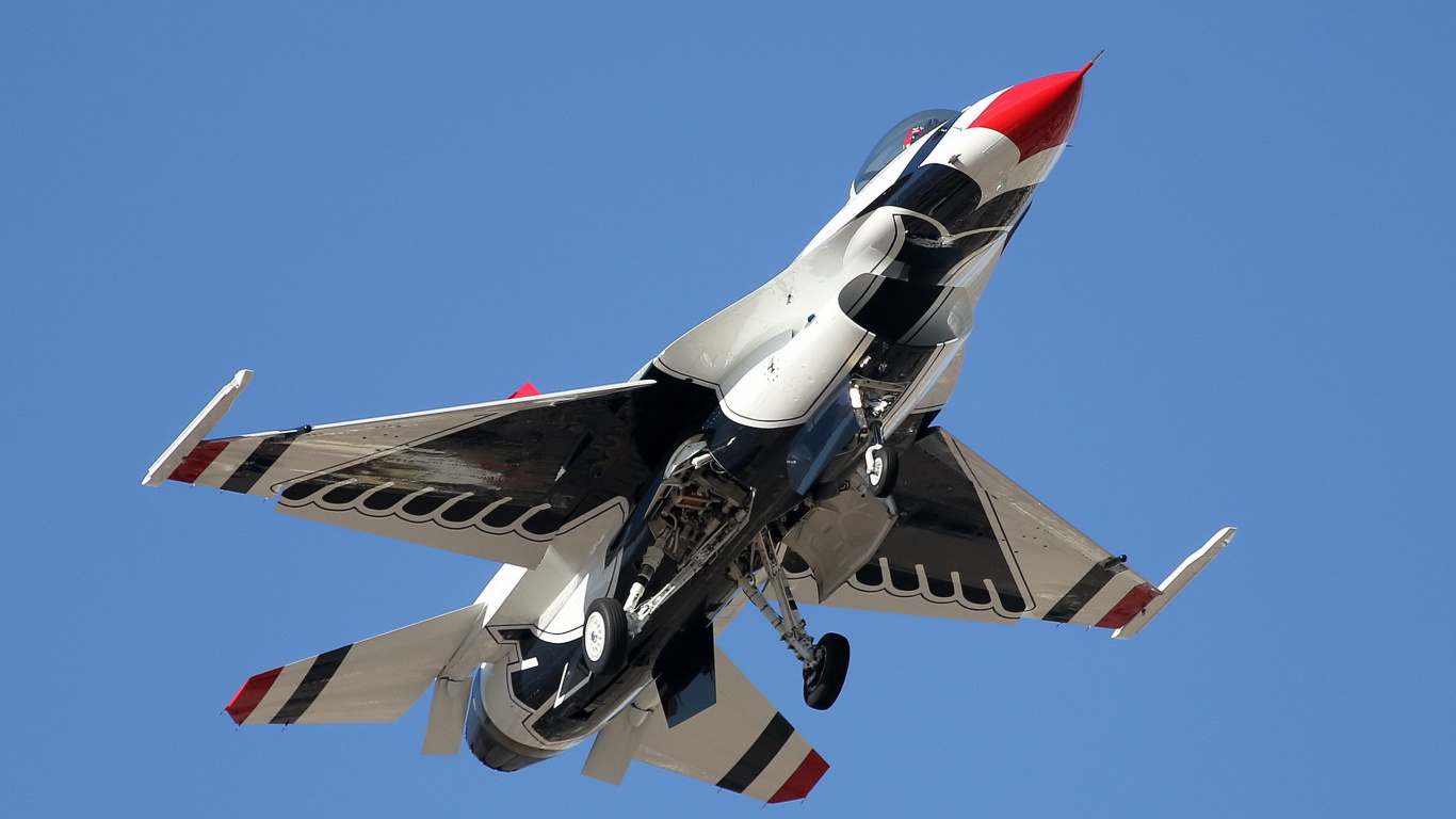 Обои Lockheed Martin, самолеты, авиация, воздушные силы, полет в разрешении 1366x768