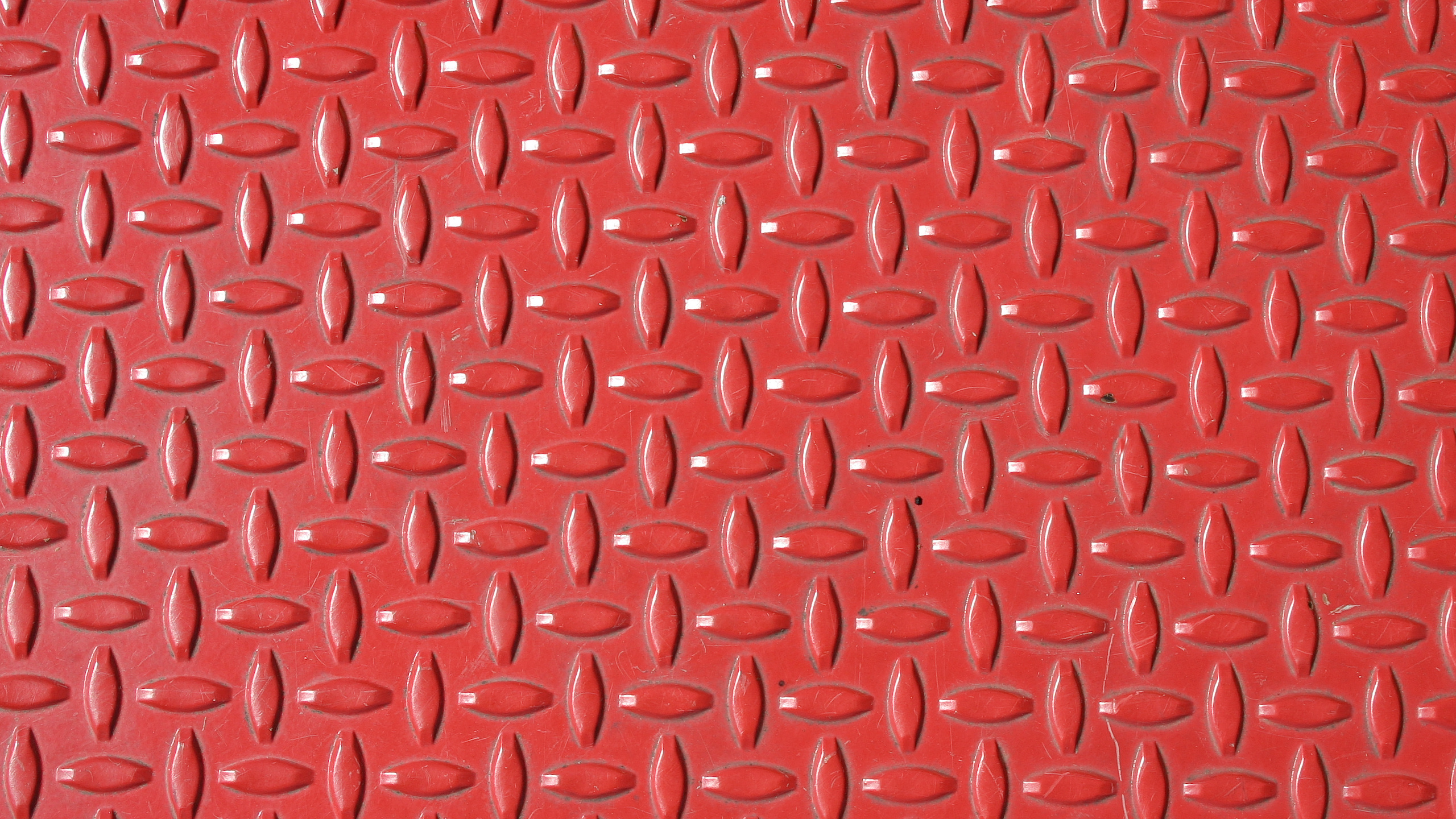 Обои узор, металл, сталь, ткань, красный цвет в разрешении 2560x1440