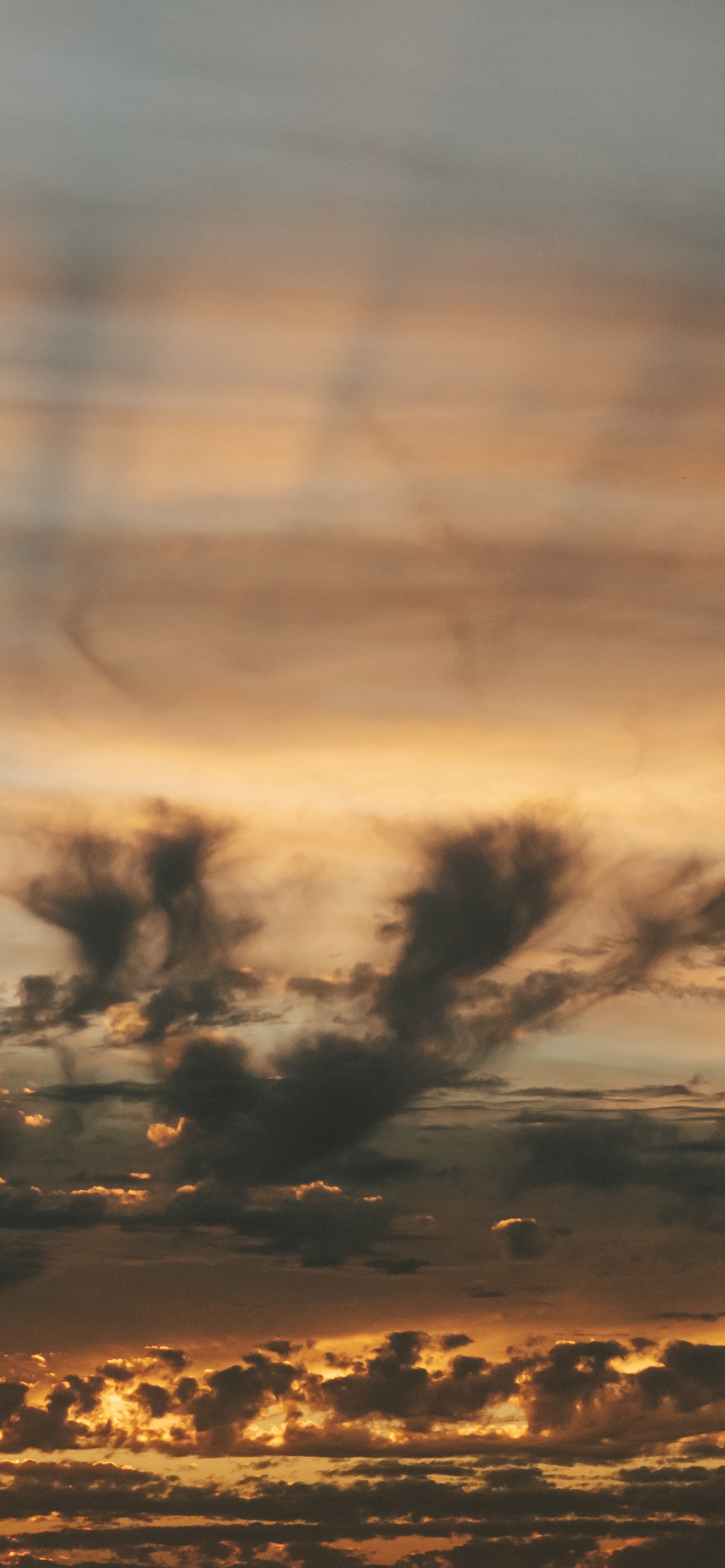 Обои закат, облако, послесвечение, горизонт, атмосфера в разрешении 1242x2688