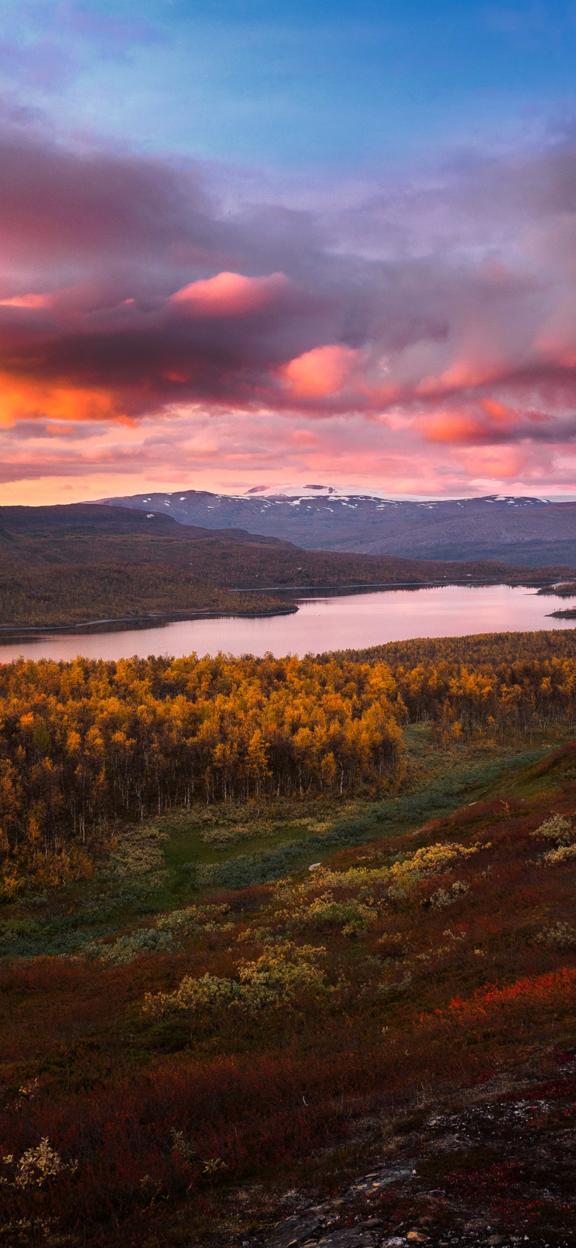 Обои природа, пейзаж, холм, пейзажная живопись, облако в разрешении 1125x2436