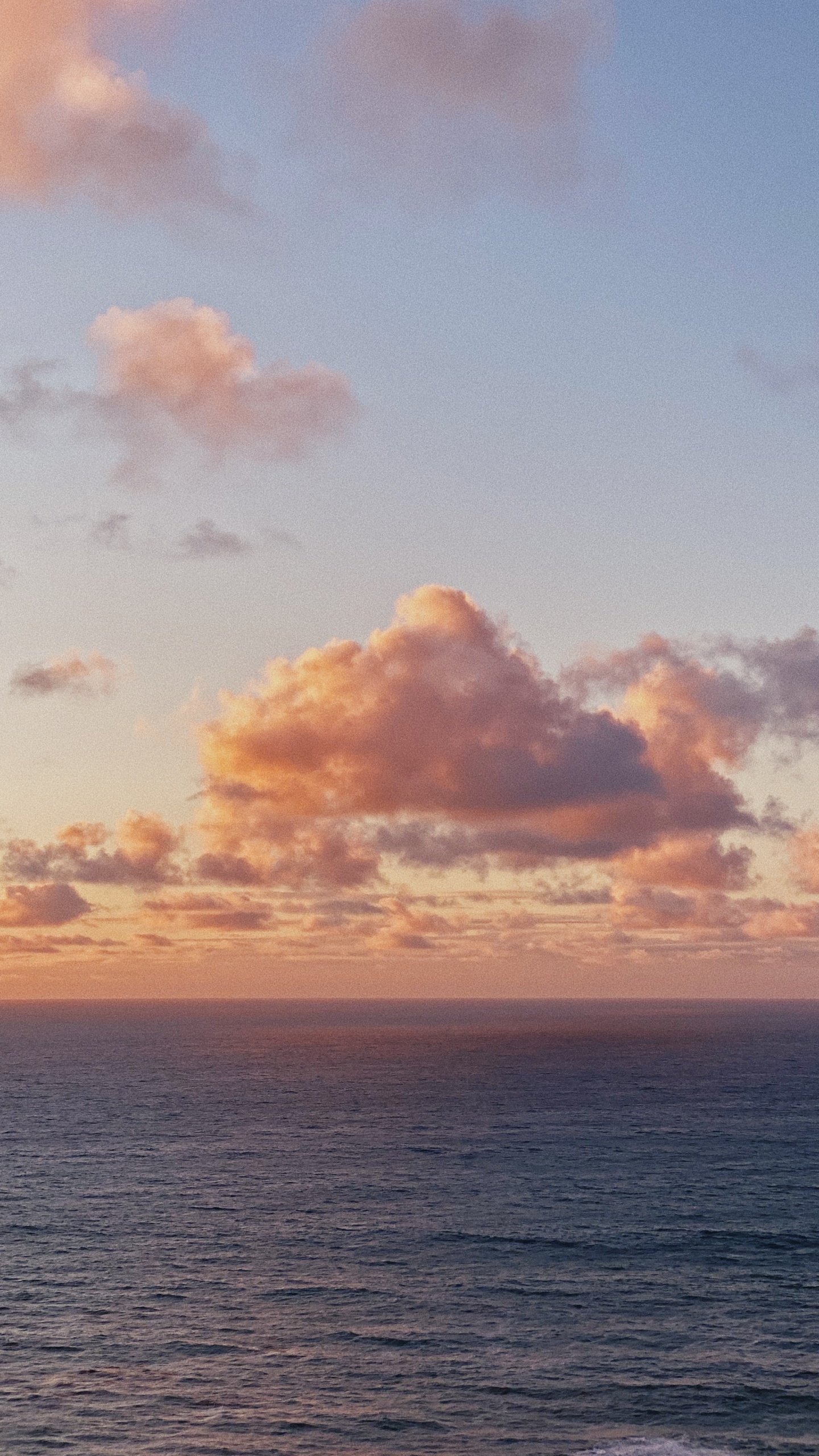 Обои облако, горизонт, море, океан, послесвечение в разрешении 1440x2560