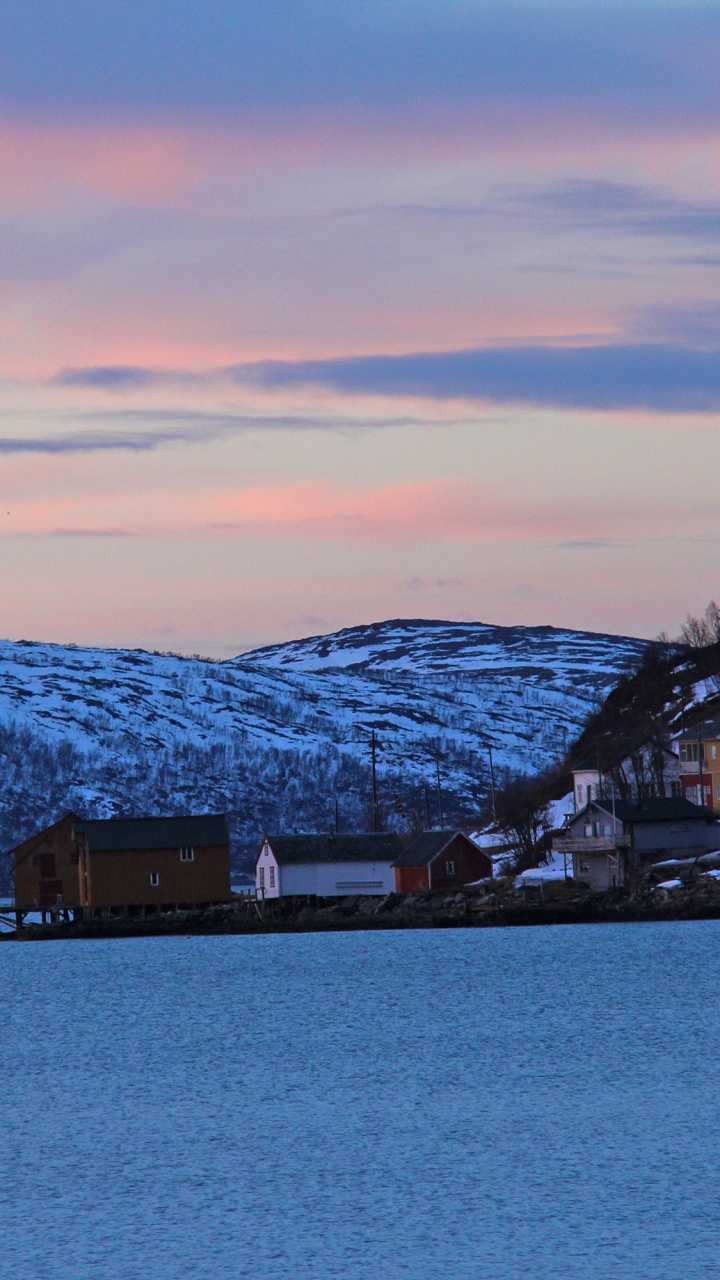 Обои фьорд, зима, снег, нагорье, облако в разрешении 720x1280