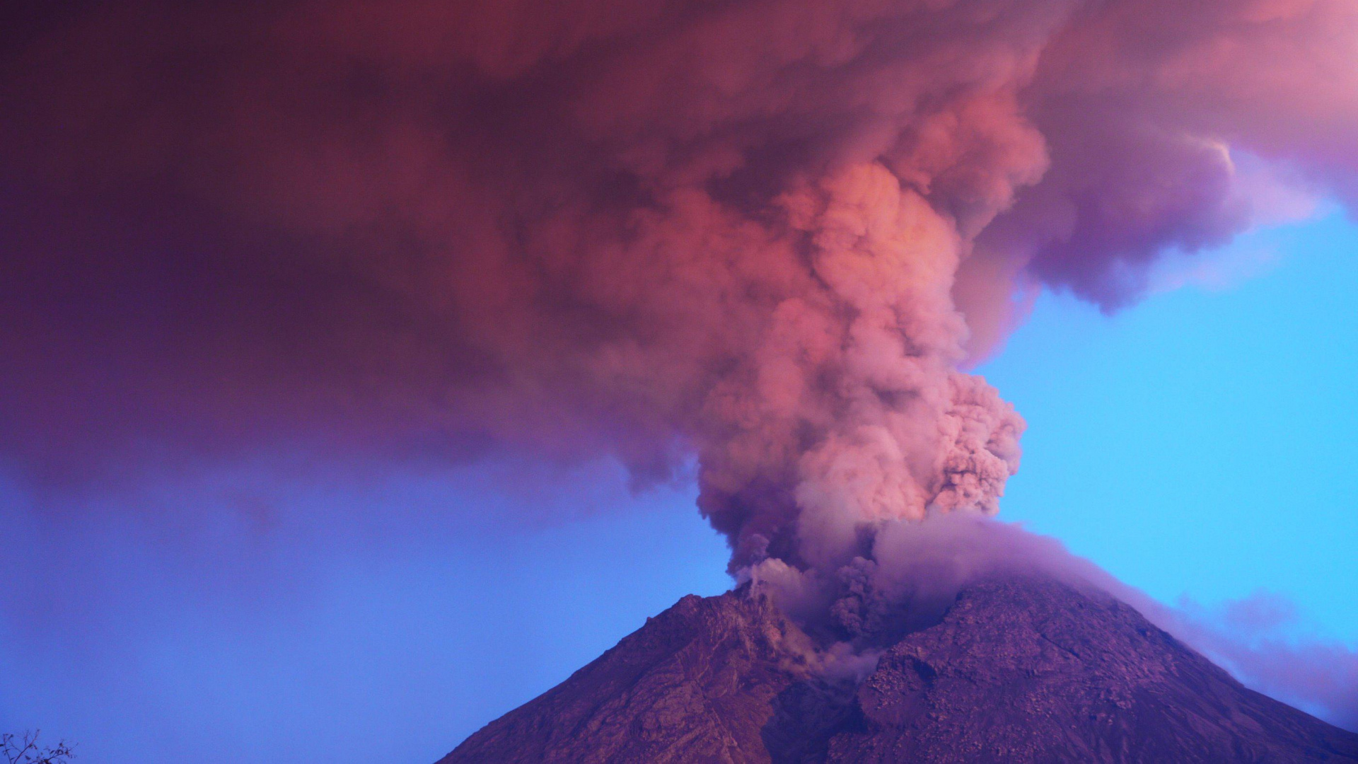 Обои Мерапи, вулкан, Гора Ньирагонго, Этна, облако в разрешении 1920x1080