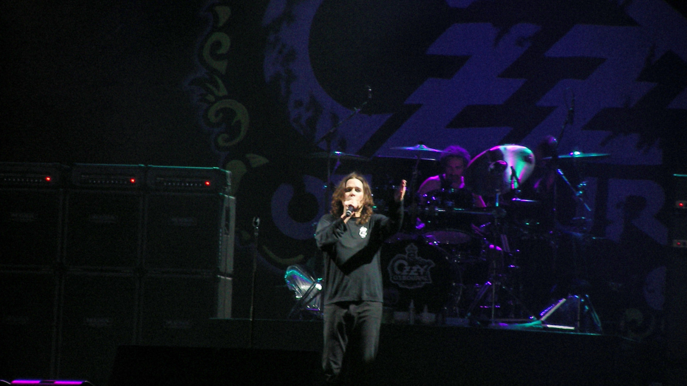 Обои рокконцерт, концерт, Представление, развлечение, театральное искусство в разрешении 1366x768