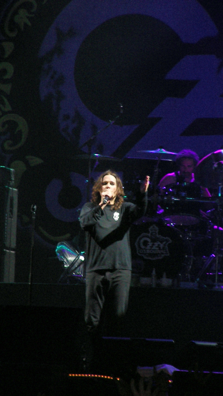 Обои рокконцерт, концерт, Представление, развлечение, театральное искусство в разрешении 750x1334