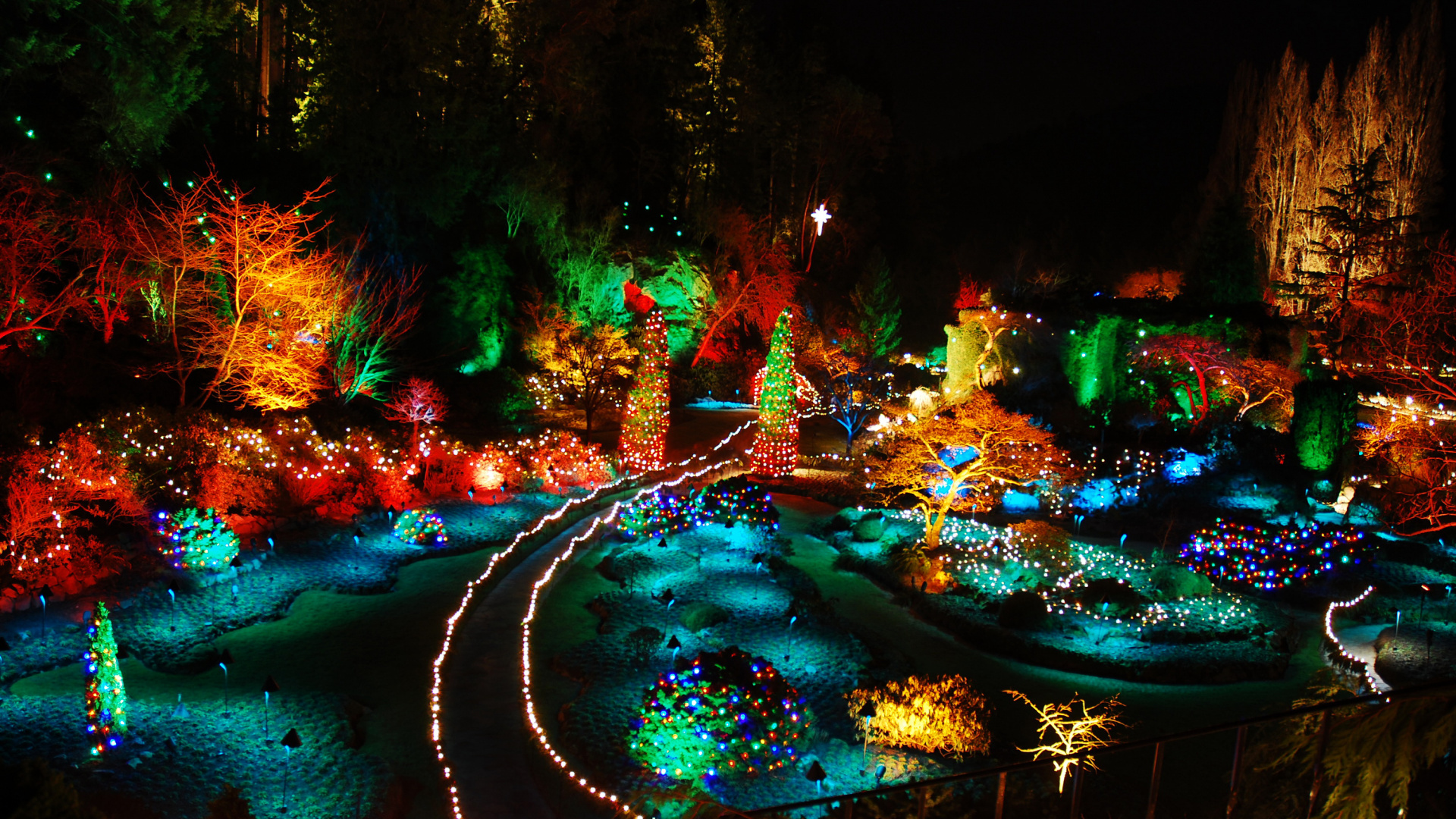 Обои Канада ночной природы, Butchart Сады, природа, ночь, вода в разрешении 1920x1080