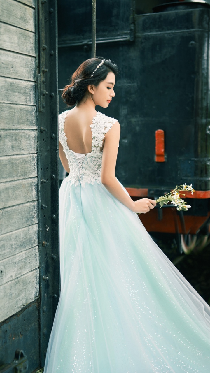 Обои подвенечное платье, платье, одежда, плечо, одежда для новобрачных в разрешении 720x1280