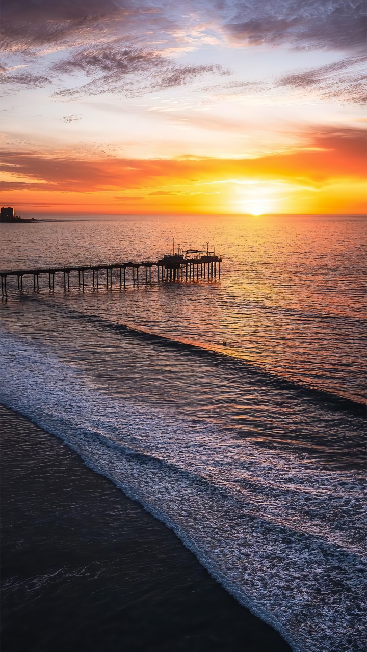 Обои послесвечение, вода, облако, атмосфера, солнечный свет в разрешении 720x1280