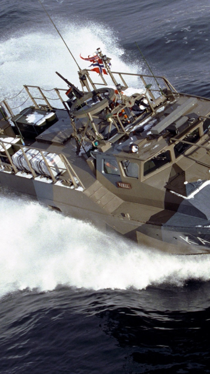 Обои лодка, судно, корабль, морское ведомство, корабельная архитектура в разрешении 720x1280