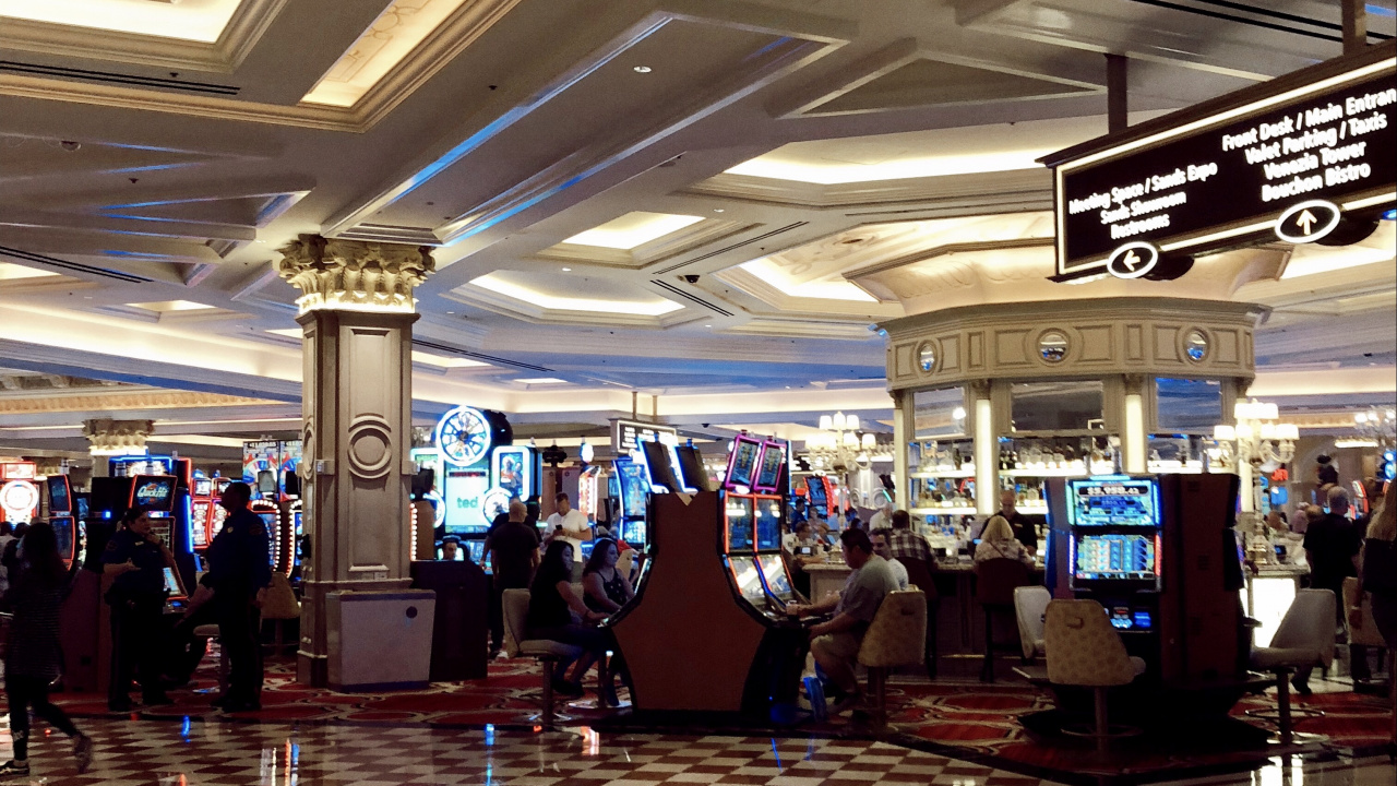 Обои Александра Сумм, освещение, дизайн интерьера, потолок, лобби в разрешении 1280x720