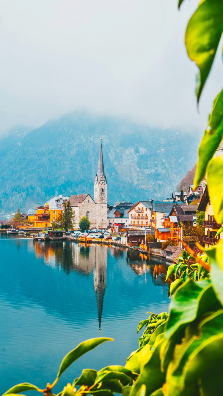 Обои вода, гидроресурсы, гора, здание, зеленый в разрешении 750x1334