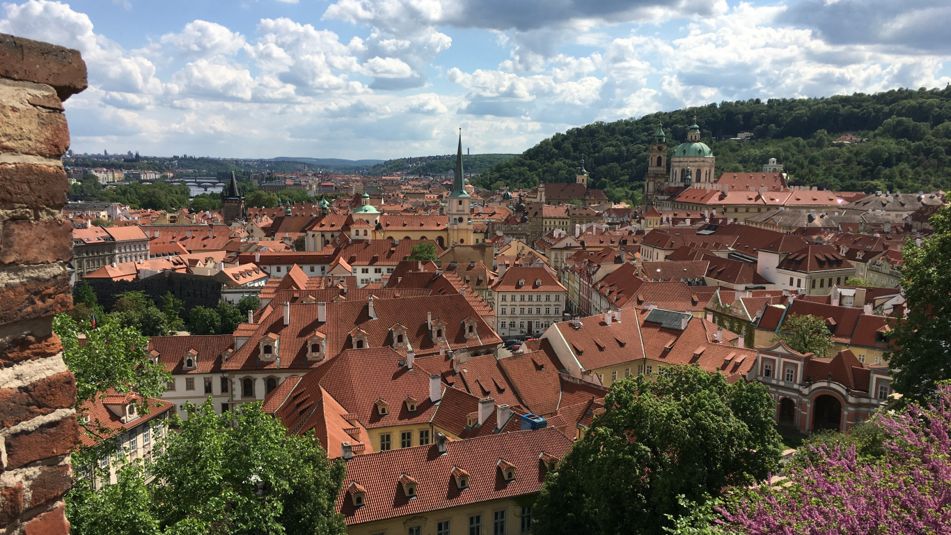 Обои Прага, городок, деревня, горная деревня, город в разрешении 1366x768