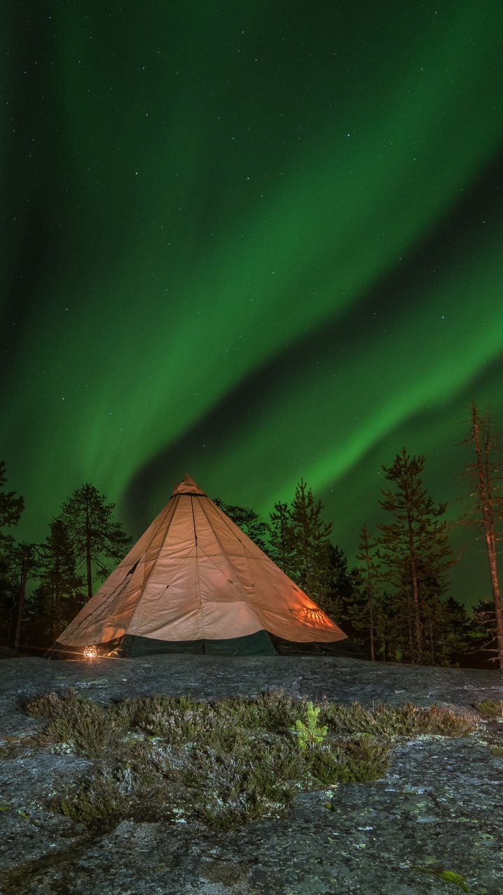 Обои Аврора, зеленый, ночь, пейзаж, освещение в разрешении 720x1280