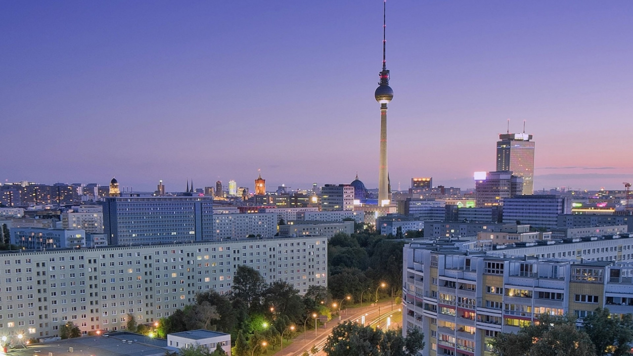Обои Берлин, город, городской пейзаж, городской район, линия горизонта в разрешении 1280x720