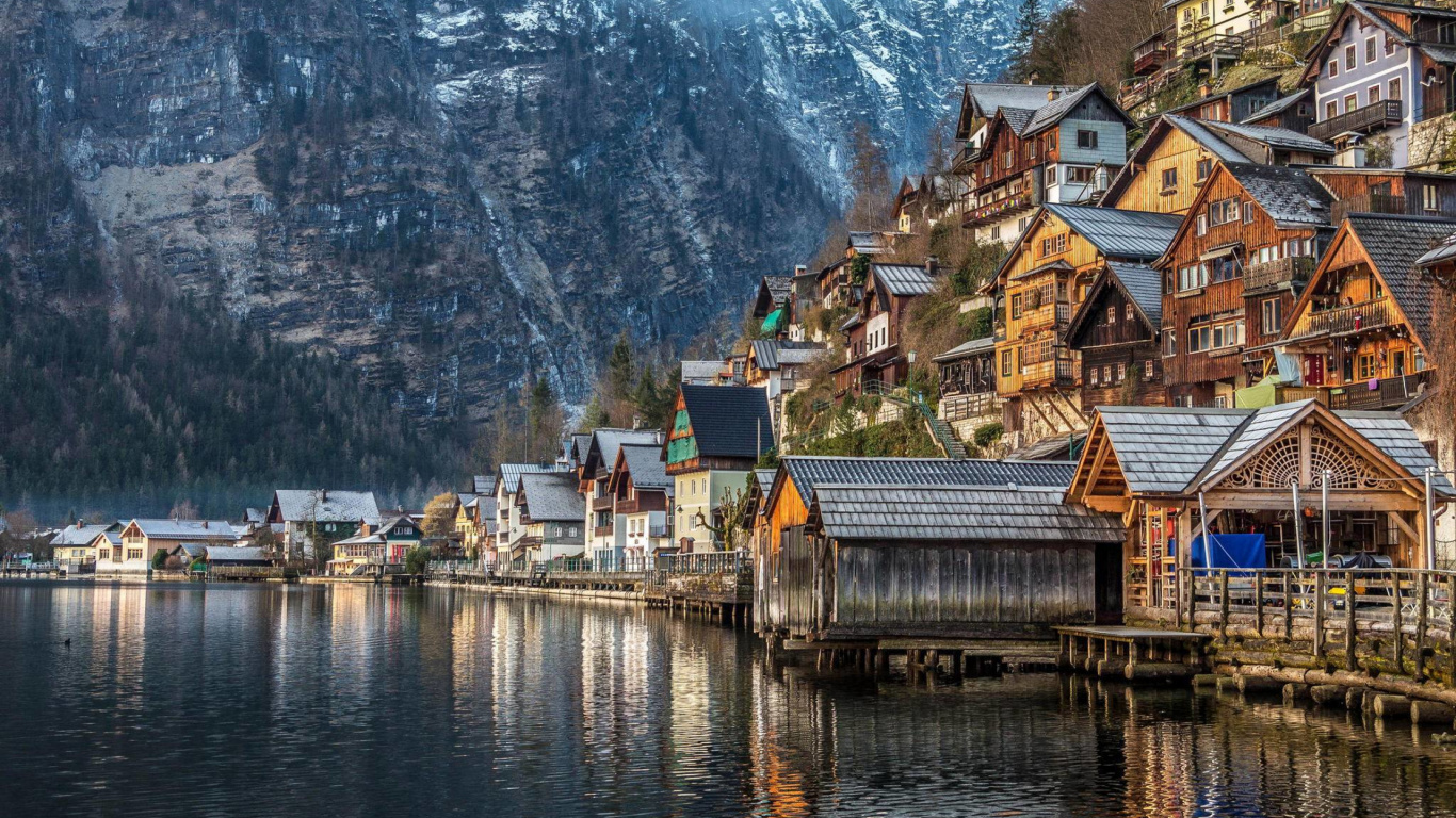 Обои горная деревня, городок, вода, гора, горный хребет в разрешении 1366x768