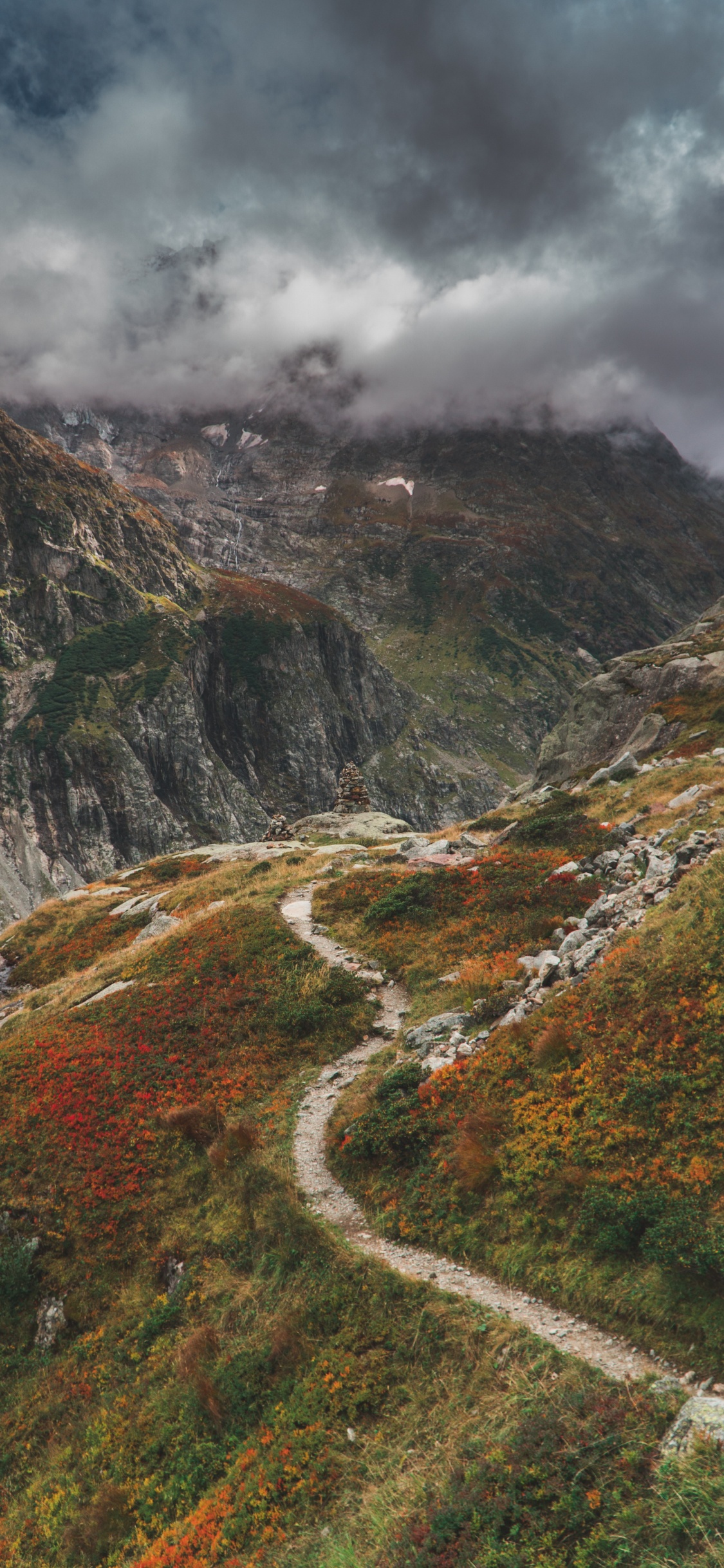 Обои горный рельеф, нагорье, природа, гора, природный ландшафт в разрешении 1125x2436