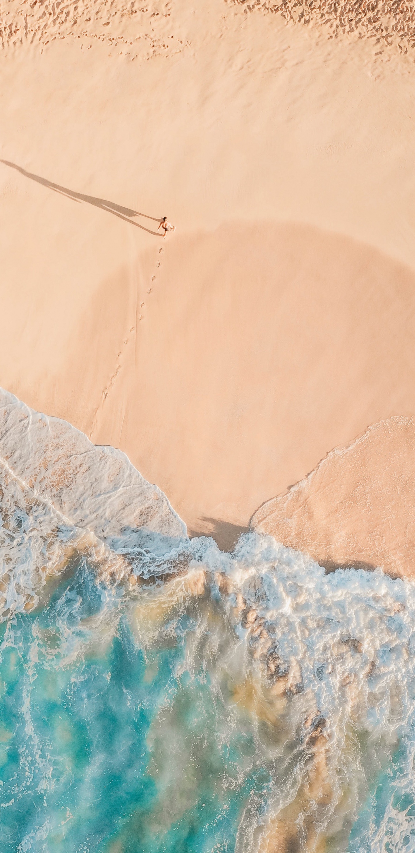 Обои soundcloud, цвет беж, древесина, склон, прут в разрешении 1440x2960