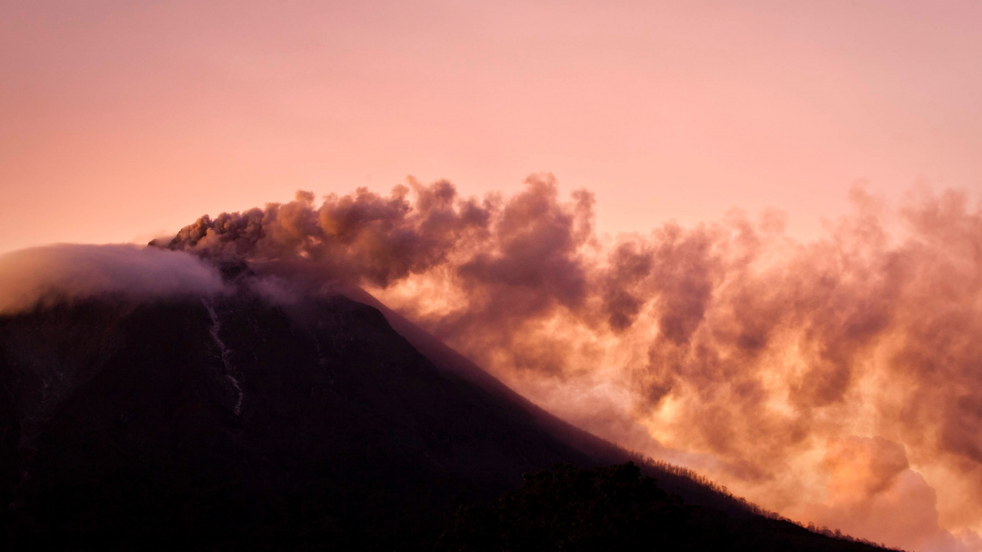 Обои Синабунг, вулкан, вулканический пепел, лава, облако в разрешении 1920x1080