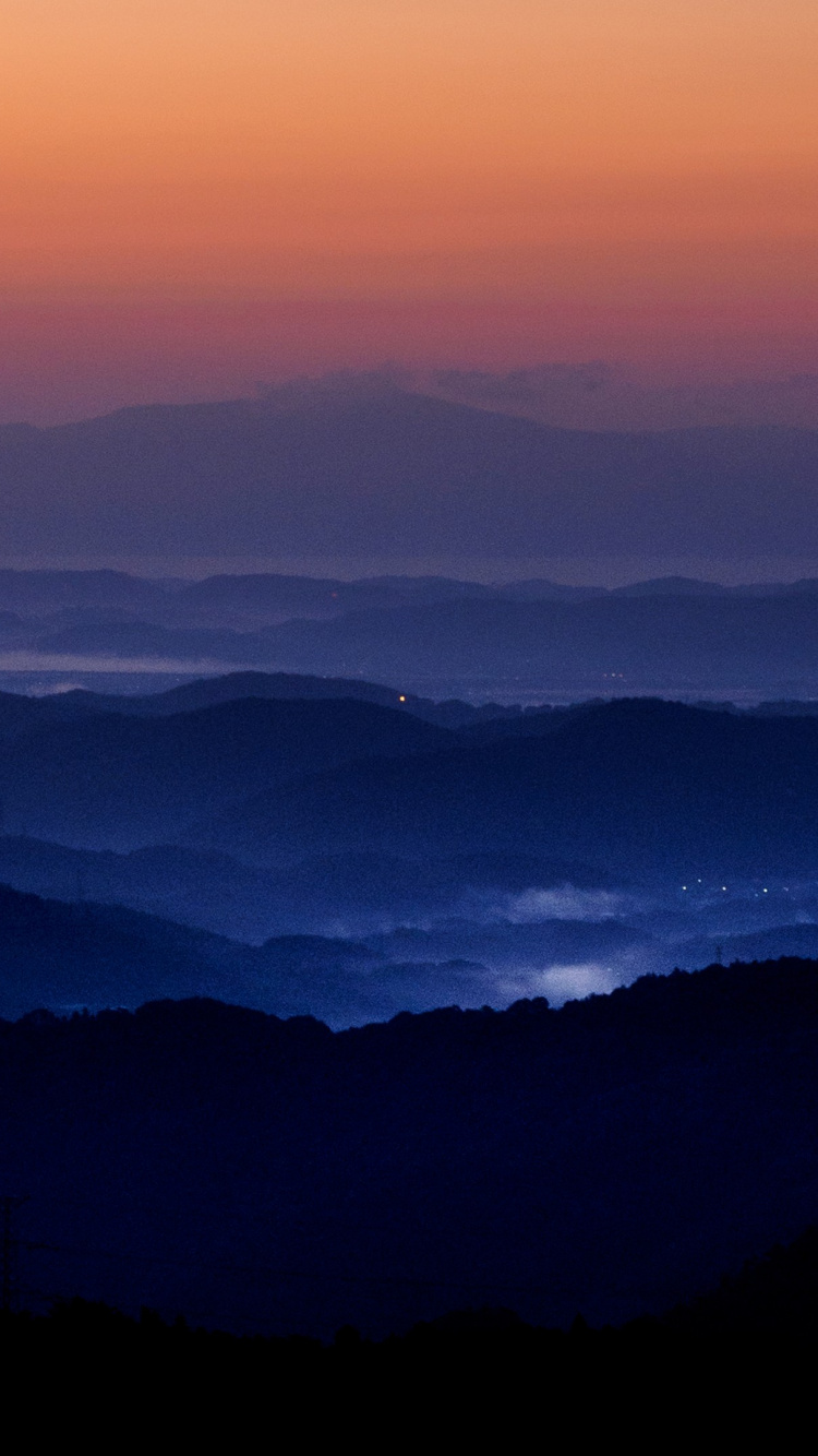 Обои гора, атмосфера, экорегион, природный ландшафт, облако в разрешении 750x1334