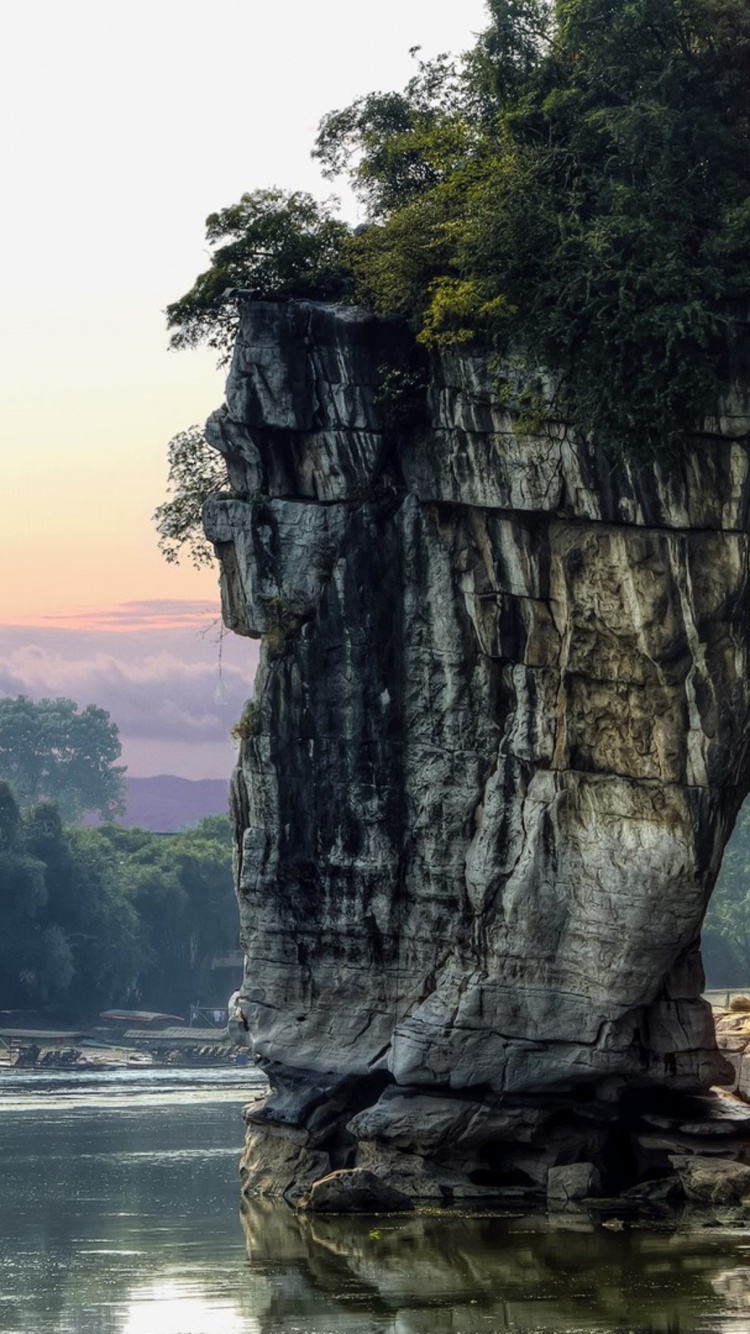 Обои Холм Слоновий Хобот, Пещеры Тростниковой Флейты, Мун Хилл, достопримечательность, природа в разрешении 750x1334
