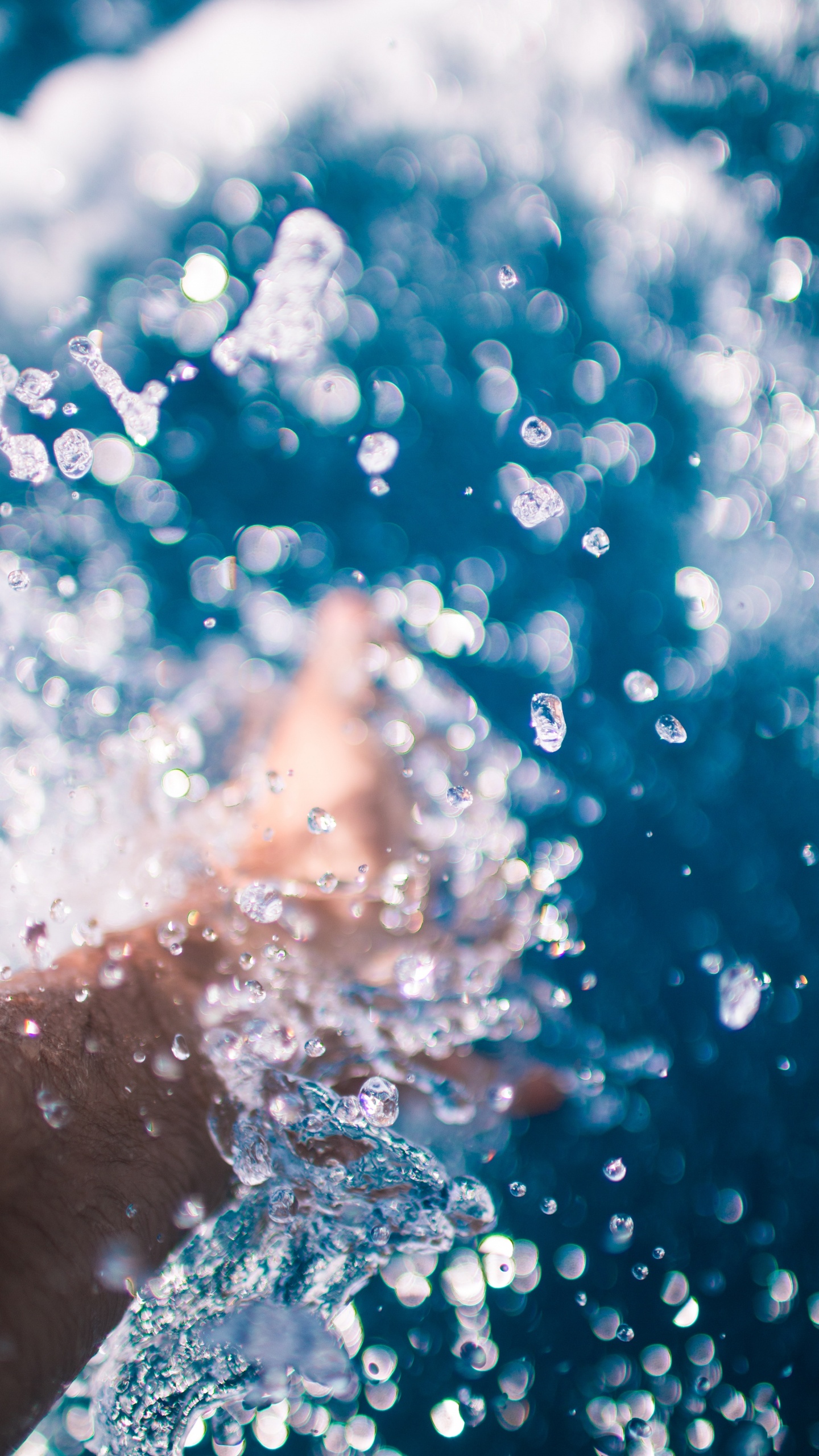 Обои вода, синий, жидкость пузырь, бирюза, облако в разрешении 1440x2560