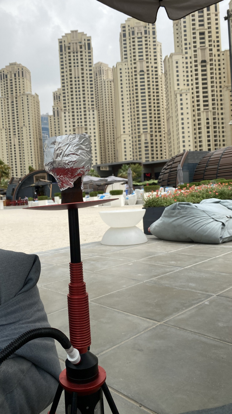 Обои городской район, небоскреб, башня, кондоминиум, здание в разрешении 750x1334