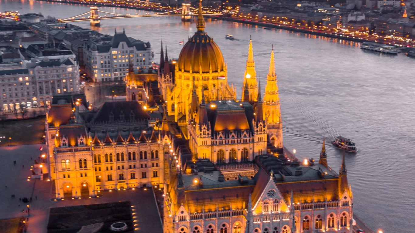 Обои городской пейзаж, андроид, облако, вода, дневное время в разрешении 1366x768