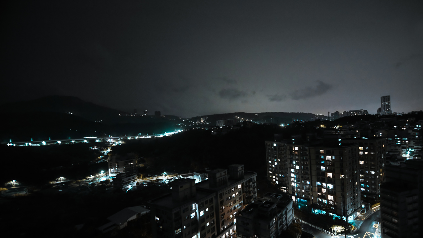 Обои ночь, городской район, город, свет, метрополия в разрешении 1366x768