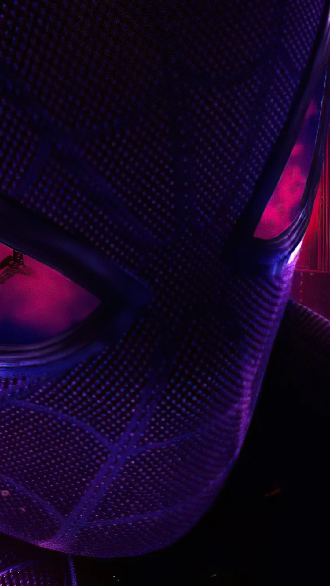 Обои Человек-паук: Нет пути домой, человек-паук, Том Холланд, автомобильное освещение, пурпур в разрешении 1080x1920