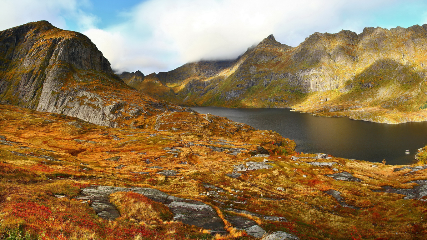 Обои природа, Норвегия, природный заповедник, горный рельеф, гора в разрешении 1366x768