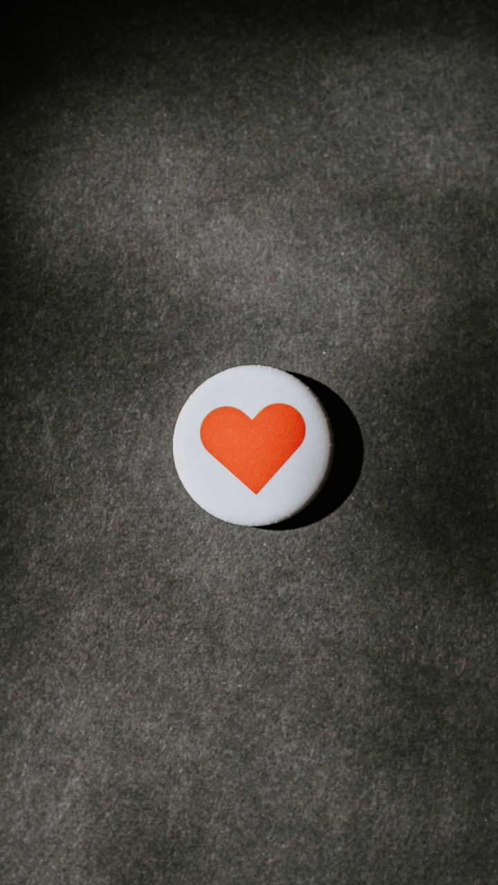 Обои красочность, атмосфера, лого, мяч, космос в разрешении 720x1280