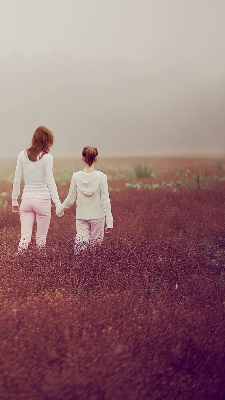 Обои дочь, утро, женщина, младенец, девушка в разрешении 720x1280