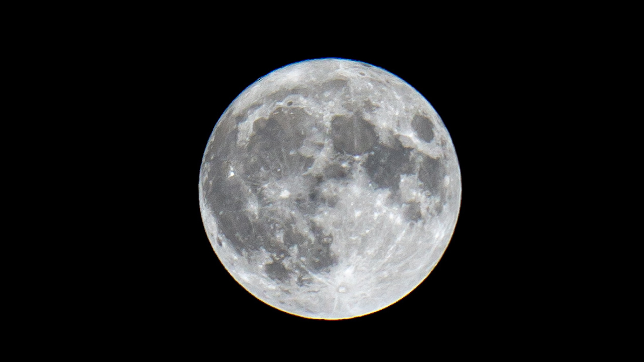 Обои суперлуние, лунное затмение, луна, Лунная фаза, земля в разрешении 2560x1440