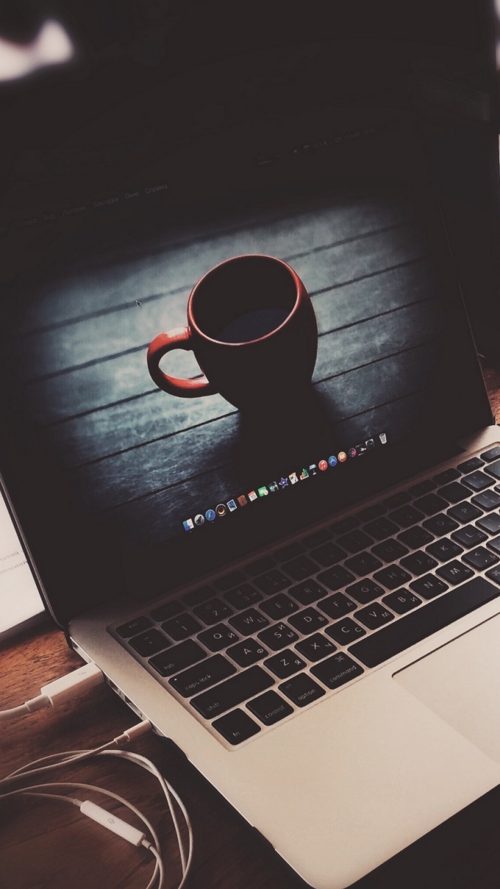 Обои apple, электронное устройство, электронный инструмент, Apple МасВоок Pro 15 2018, macbook в разрешении 720x1280