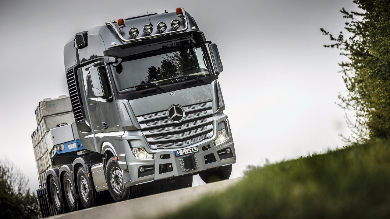 Обои грузовик, транспорт, автомобильные колеса, автошины, автомобильные шины в разрешении 1280x720