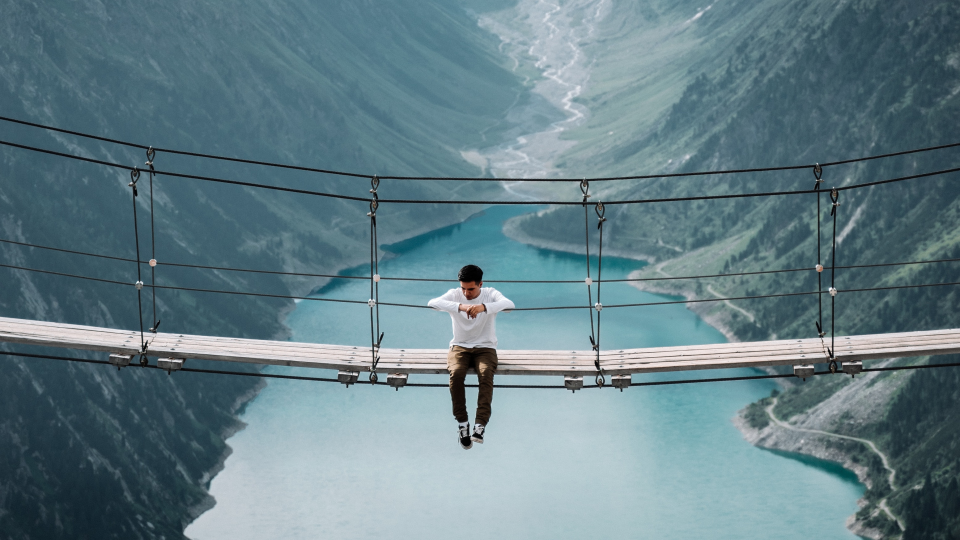 Обои гора, ледяная форма, фьорд, горный рельеф, отражение в разрешении 1920x1080