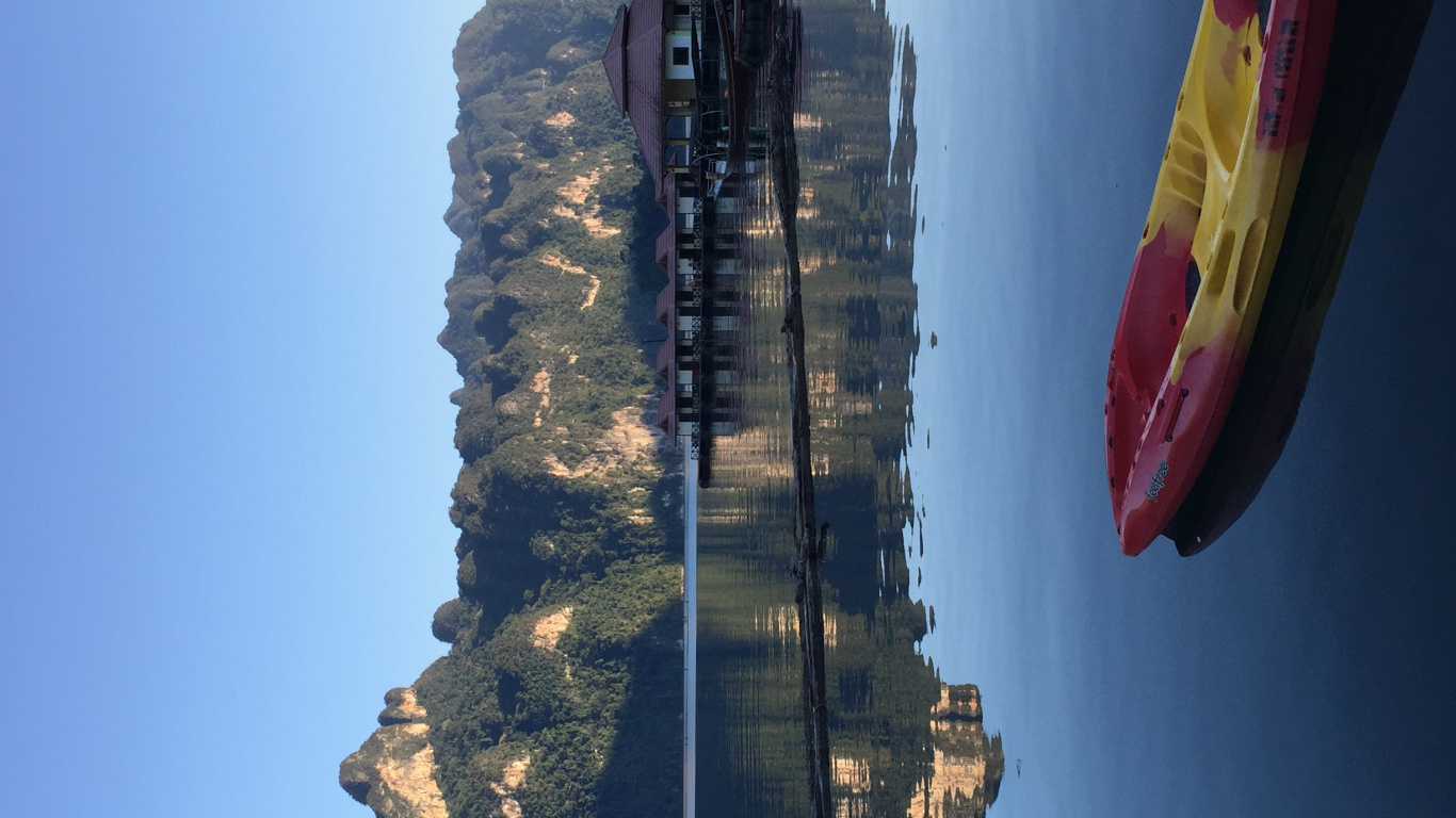 Обои отражение, вода, водоем, ночь, природа в разрешении 1366x768