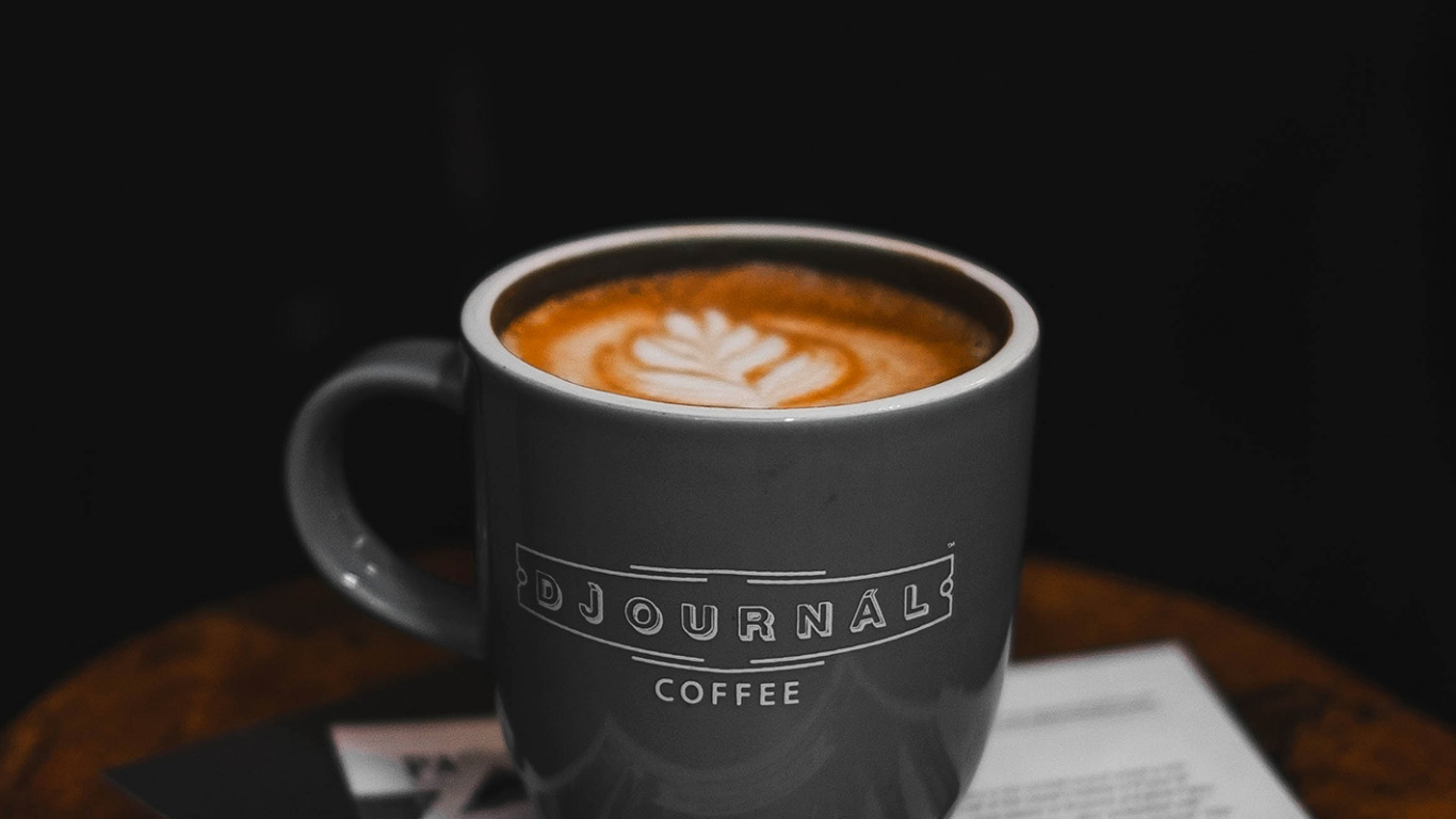 Обои амолед, OLED, кофе, кофе эспрессо, кофейная чашка в разрешении 1366x768