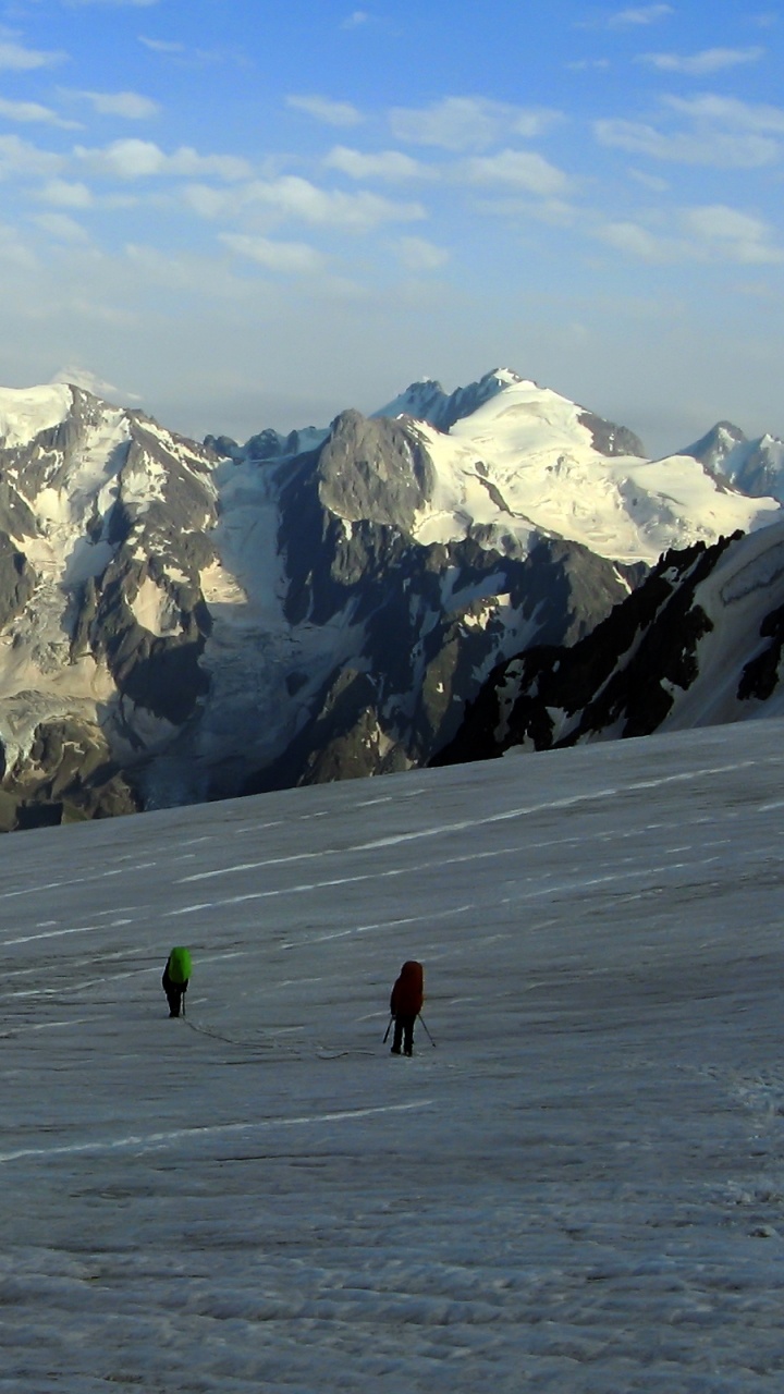 Обои горный рельеф, горный хребет, хребет, Альпы, массив в разрешении 720x1280