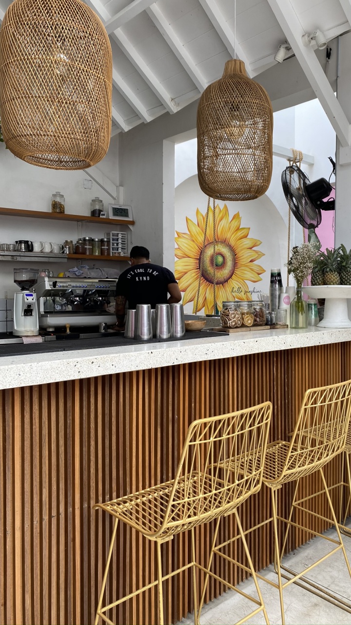 Обои таблица, обеденная комната, столешница, кухонный прибор, бытовой техники в разрешении 720x1280