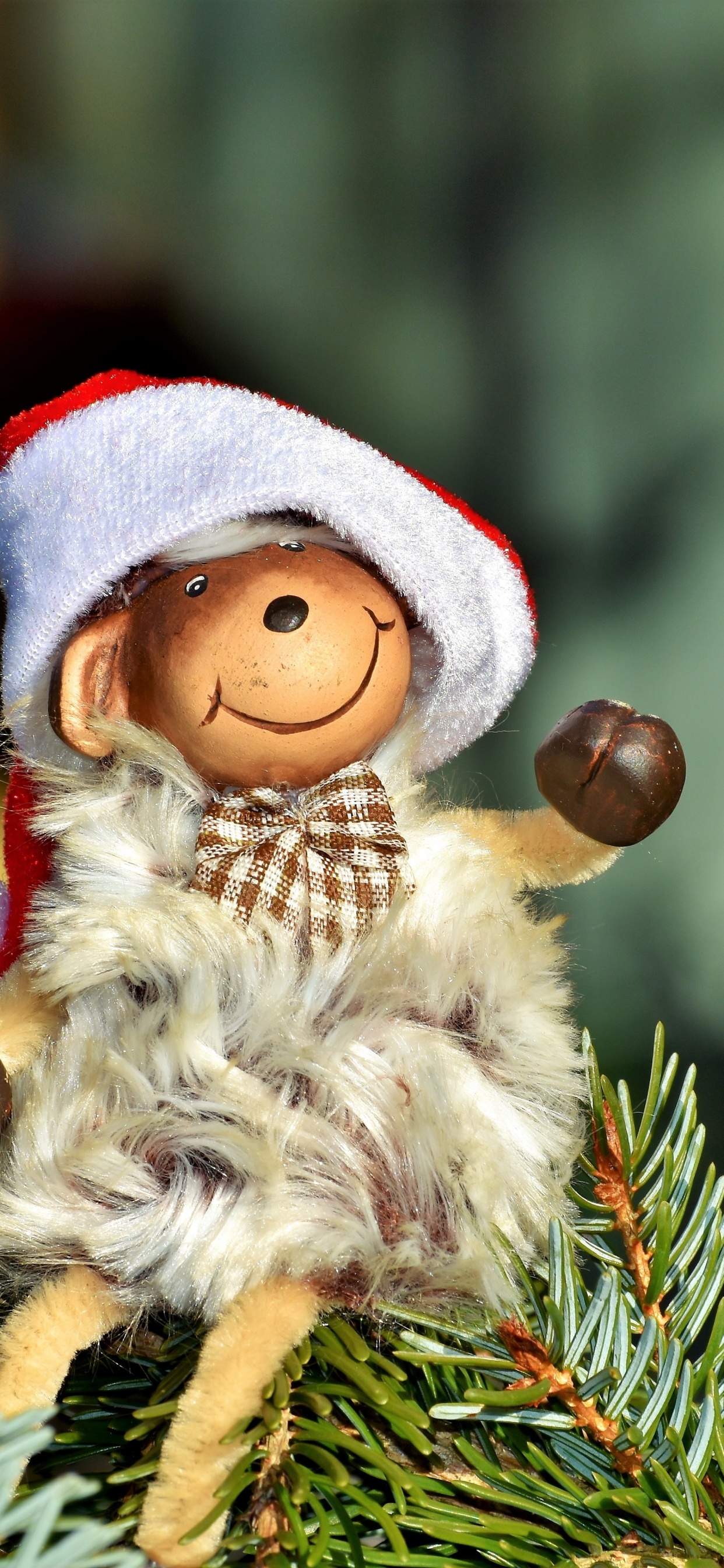 Обои Рождество, Рождественские украшения, праздник, орнамент, Санта-Клаус в разрешении 1242x2688