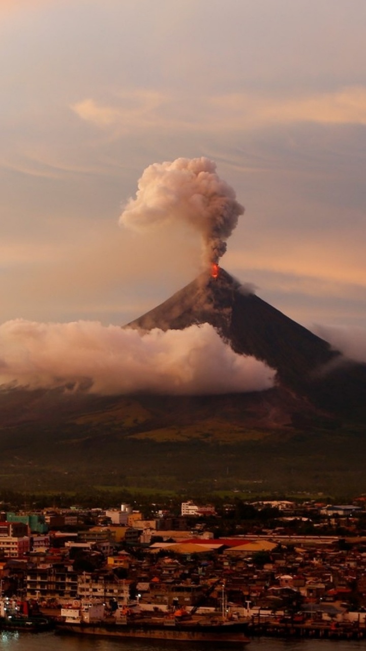 Обои вулкан, вулканический пепел, лава, облако, вулканического рельефа в разрешении 720x1280