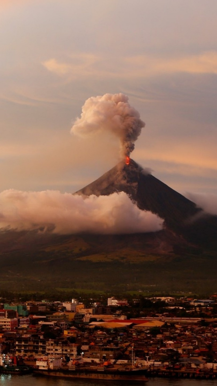 Обои вулкан, вулканический пепел, лава, облако, вулканического рельефа в разрешении 750x1334