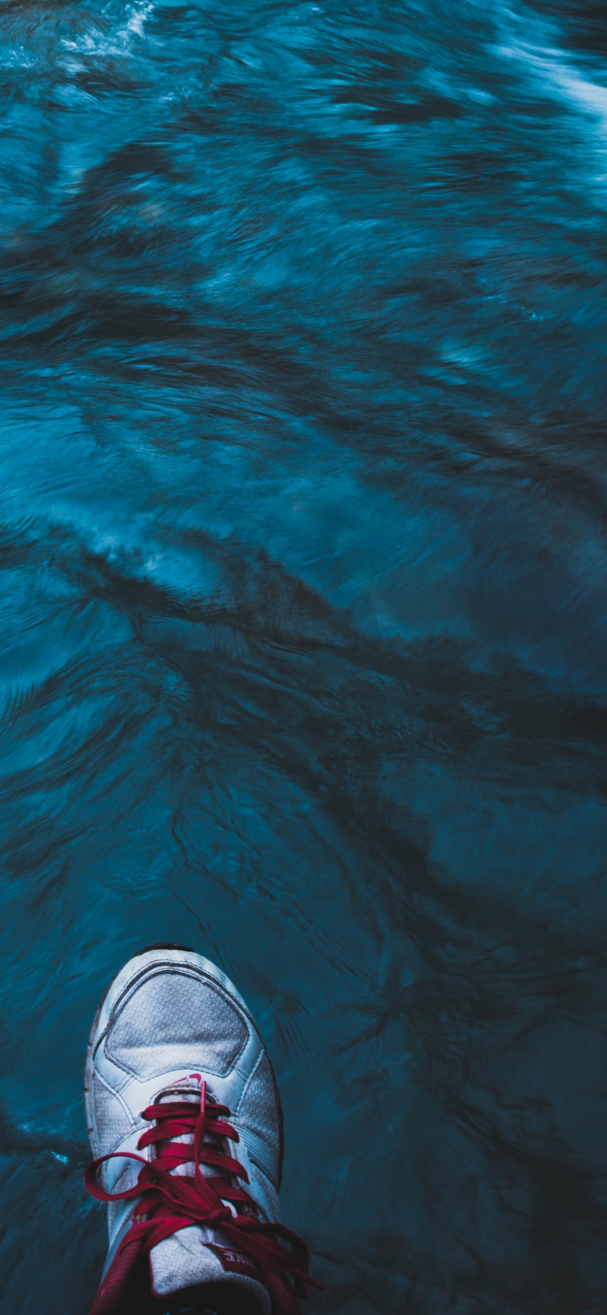 Обои чирок, бирюза, гидроресурсы, волна, ресурс в разрешении 1242x2688